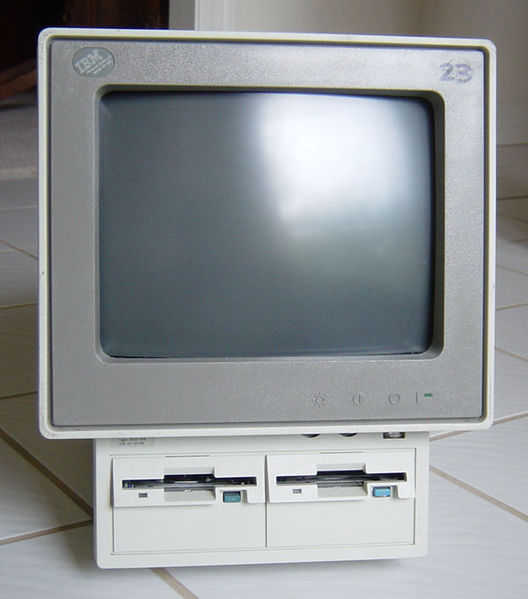 IBM PS/2 model 25 with integrated CRT monitor