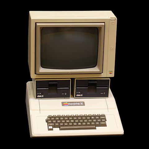 Apple II with two FDDs and monitor