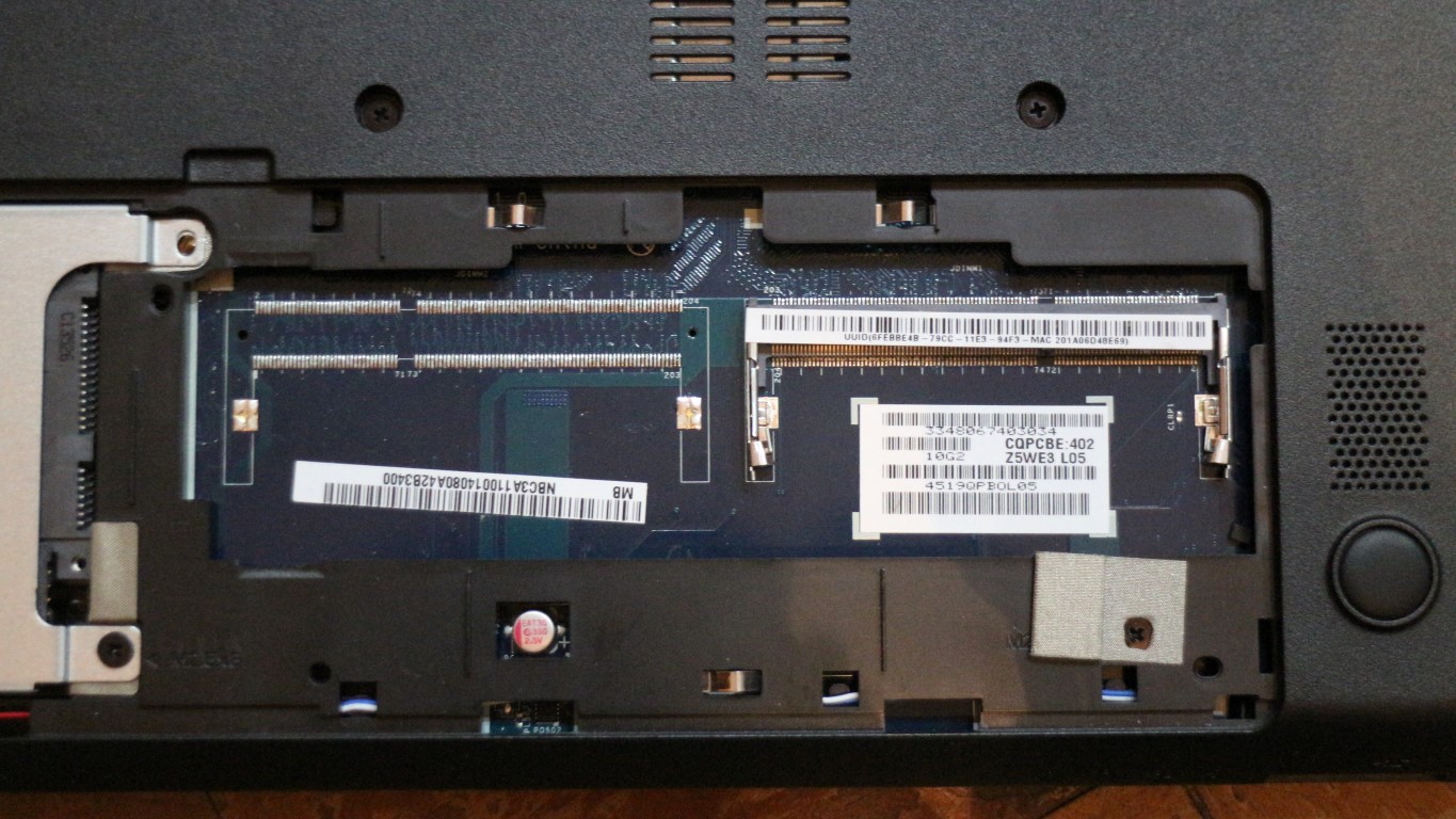 showing missing RAM socket